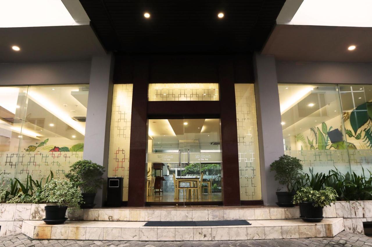 Arnava Hotel Senen Jakarta Exterior photo